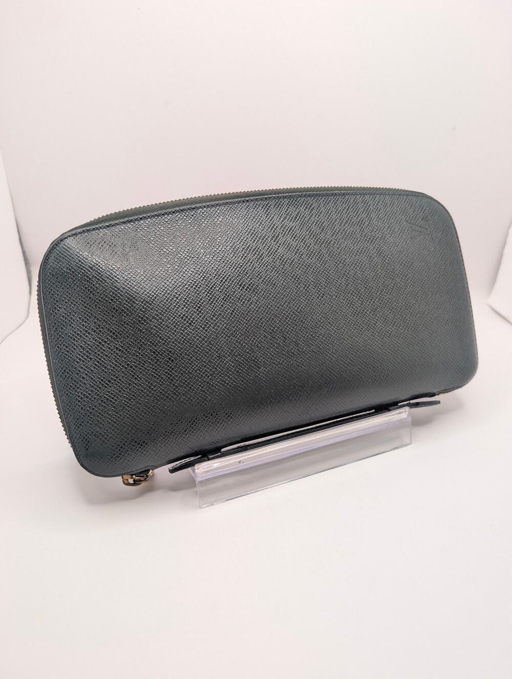 Authentic Louis Vuitton Taiga Epicea Green Atoll Travel Organizer